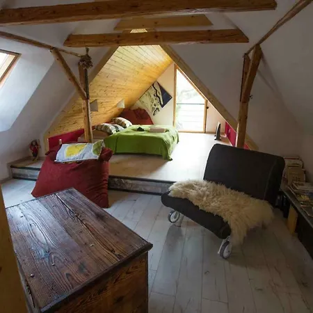 Historicky Objekt Ailit Homestay szállás *