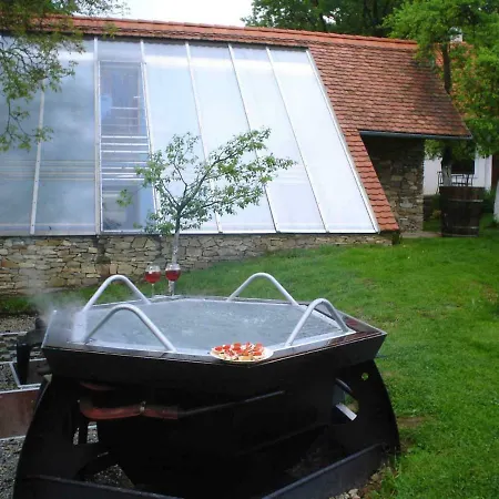 Historicky Objekt Ailit Homestay Podbranc