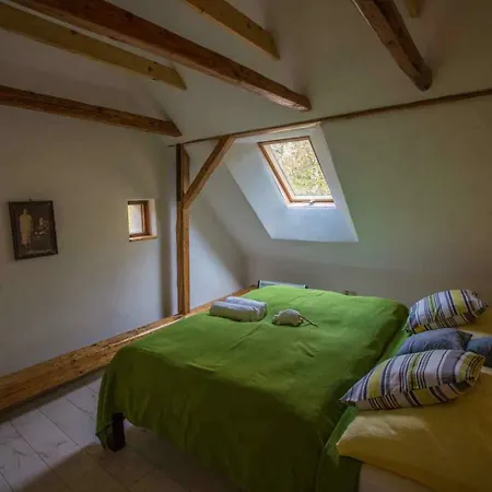Historicky Objekt Ailit Homestay *