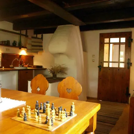 Homestay Historicky Objekt Ailit Podbranc