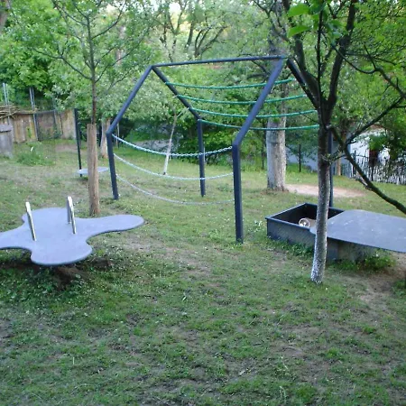 Historicky Objekt Ailit Homestay szállás Berencsváralja