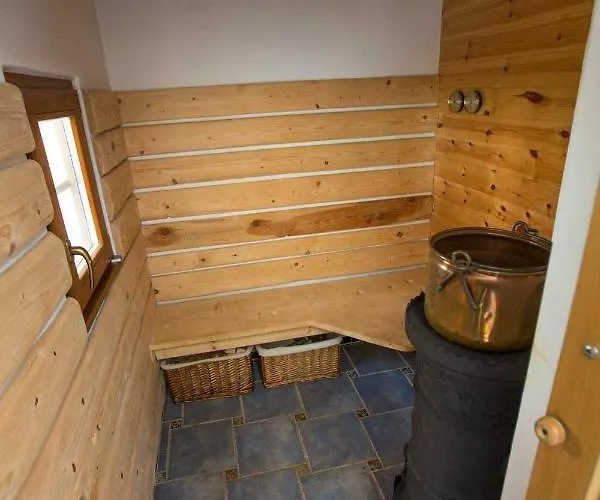 Historicky Objekt Ailit *