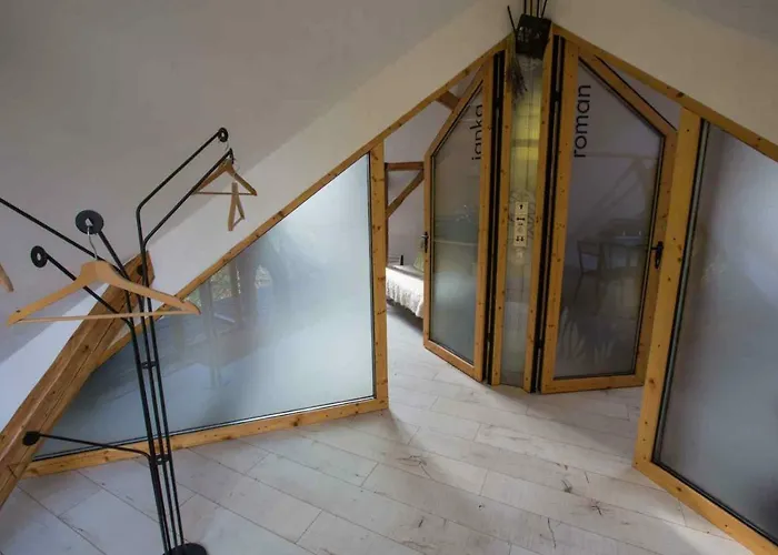 Homestay Historicky Objekt Ailit Podbranc
